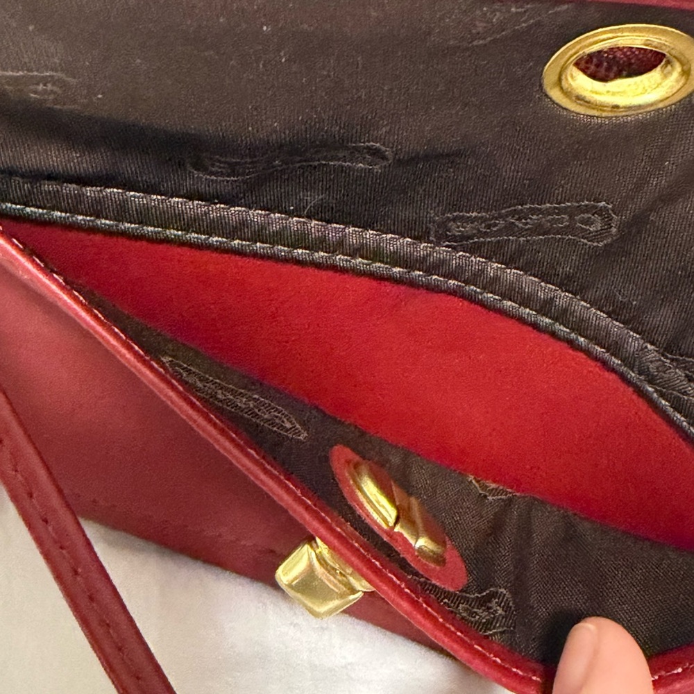 Coach Red Leather Turnlock Wristlet with Gold-Tone Hardware - Picture 2 of 7